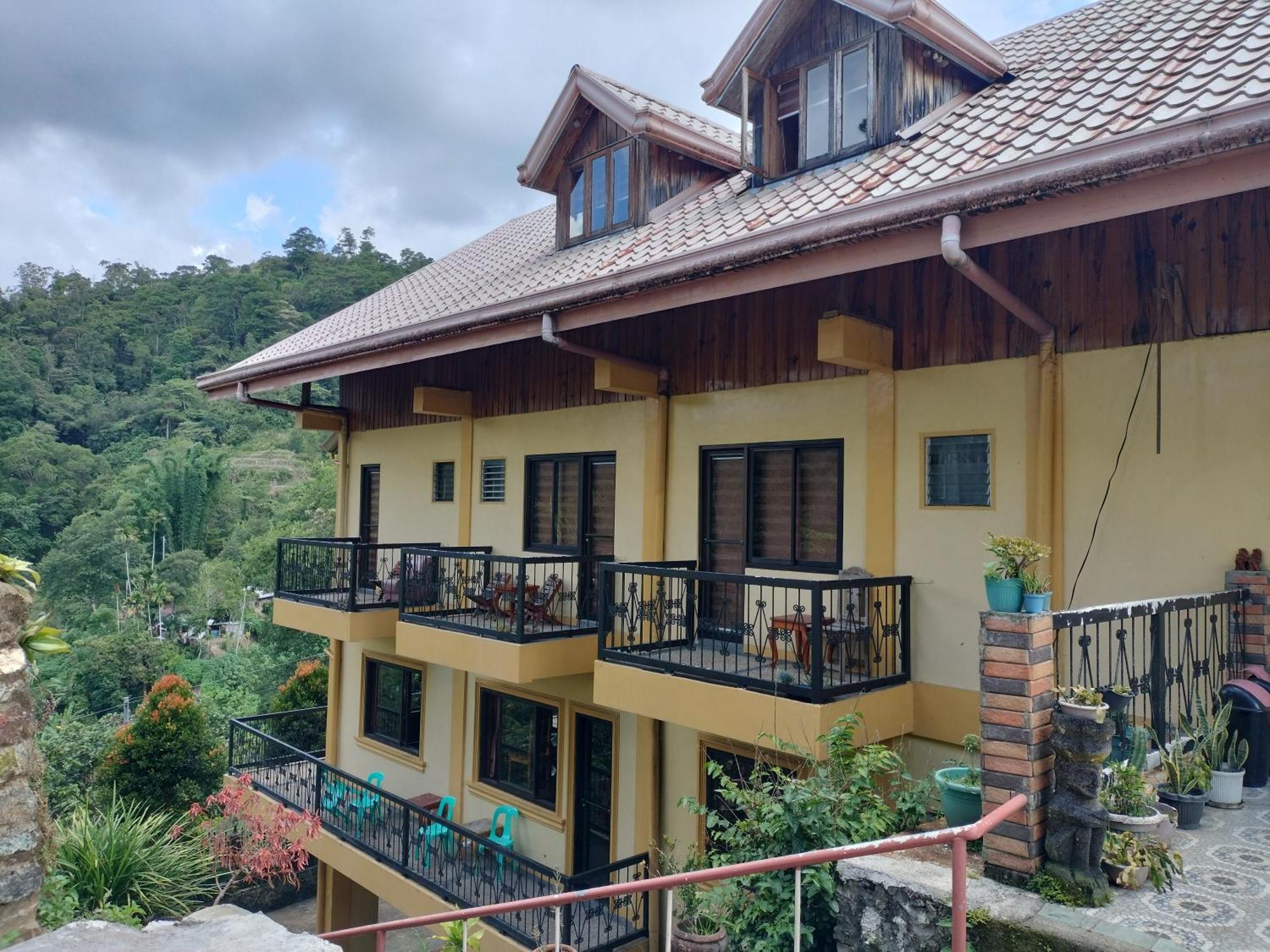 Trekkers Lodge And Cafe Банауе Екстер'єр фото